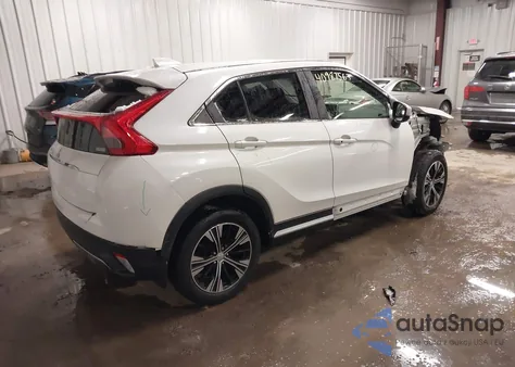 2020 Mitsubishi Eclipse Cross Se 1.5T Awc from USA, damaged, VIN JA4AT5AA4LZ000349
